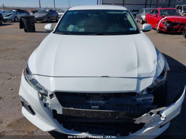1N4BL4BV6KN303683 Nissan Altima 2.5 S