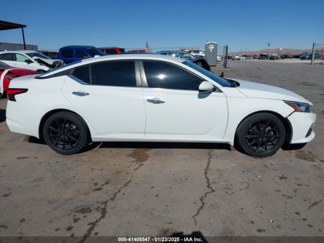 1N4BL4BV6KN303683 Nissan Altima 2.5 S