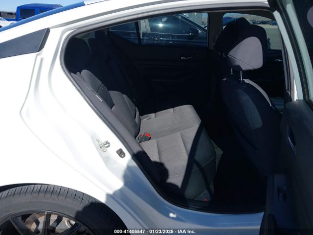 1N4BL4BV6KN303683 Nissan Altima 2.5 S