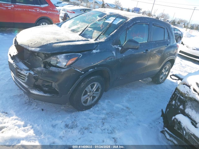 Chevrolet TRAX LS 2019 3GNCJNSB8KL259273 Image 2