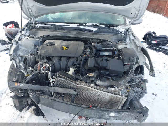 3KPF24AD5ME270044 KIA Forte Lxs