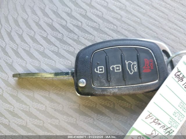 5XYZUDLB2FG249273 Hyundai Santa Fe Sport 2.4l