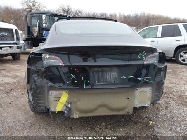 5YJ3E1EB1JF151303 Tesla Model 3 Long Range/performance