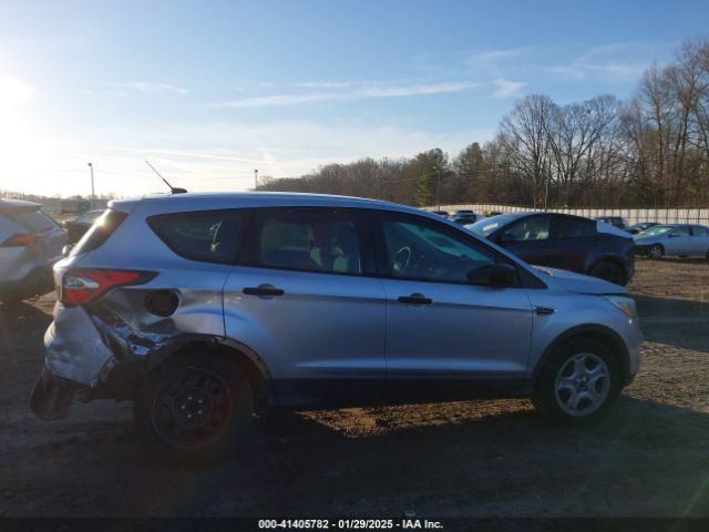 1FMCU0F75HUB12556 Ford ESCAPE S