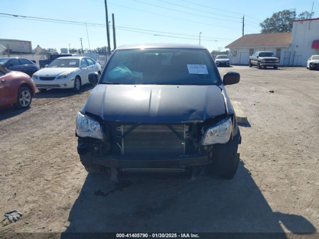 2C4RDGBG6HR567961 Dodge Grand Caravan Se