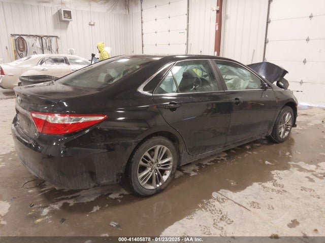 4T1BF1FK0FU113921 Toyota CAMRY SE