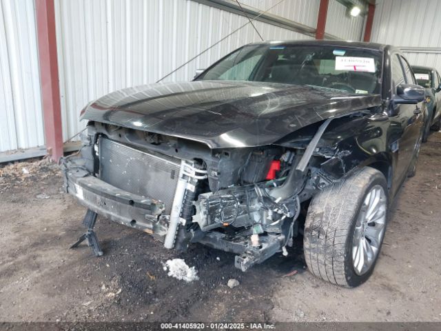 1FAHP2J85JG110118 Ford Taurus Limited