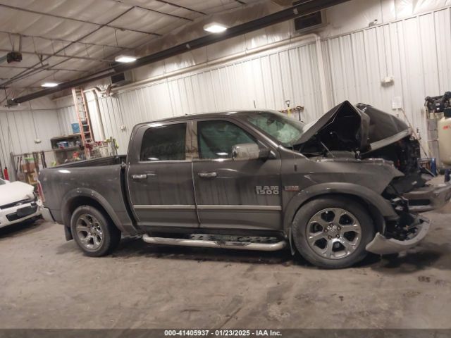1C6RR7NT8JS213624 RAM 1500 Laramie  4x4 5'7 Box