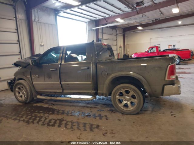 1C6RR7NT8JS213624 RAM 1500 Laramie  4x4 5'7 Box
