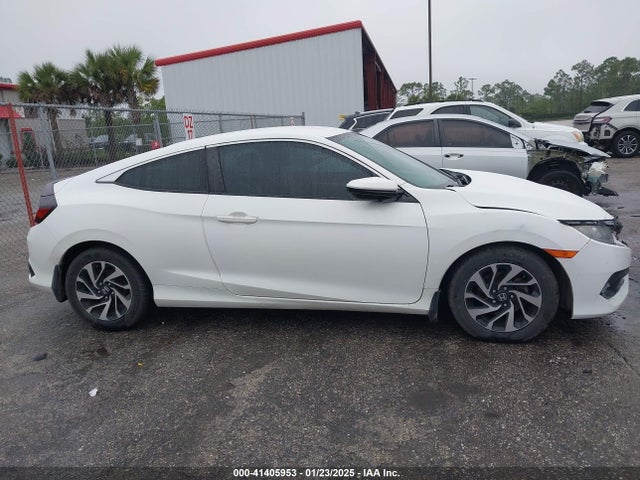 Honda Civic Lx 2017 2HGFC4B5XHH303605 Image 14