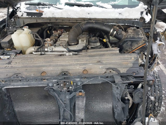 1N6BA1F48JN520132 Nissan Titan Xd Sl Diesel
