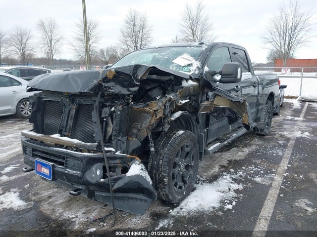 1N6BA1F48JN520132 Nissan Titan Xd Sl Diesel