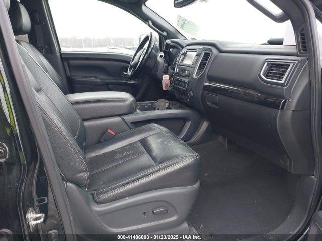 1N6BA1F48JN520132 Nissan Titan Xd Sl Diesel