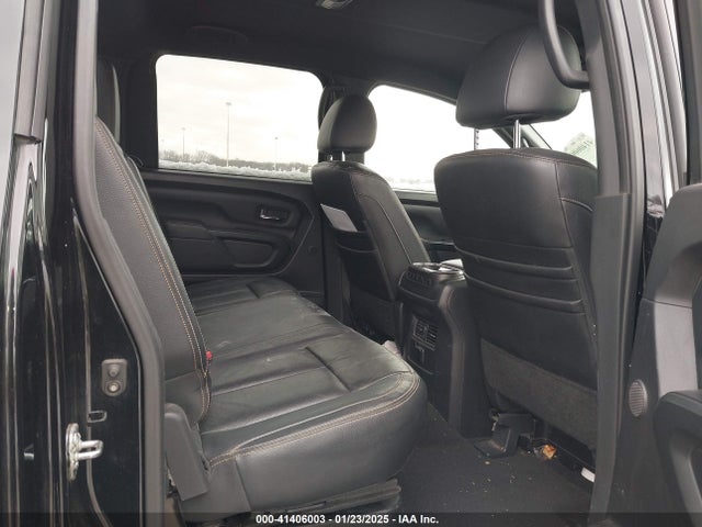 1N6BA1F48JN520132 Nissan Titan Xd Sl Diesel