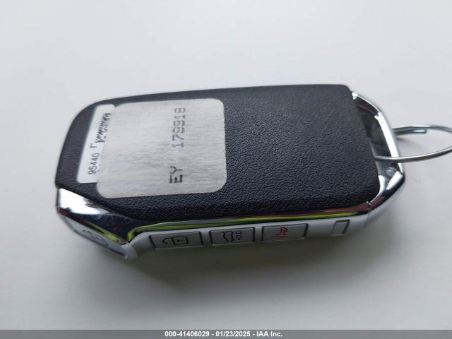 5XXG14J2XPG179918 KIA K5 LXS