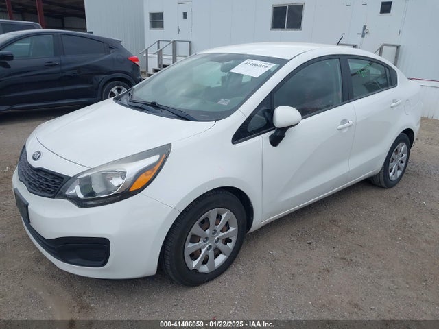 KIA RIO LX 2014 KNADM4A32E6398061 Image 2