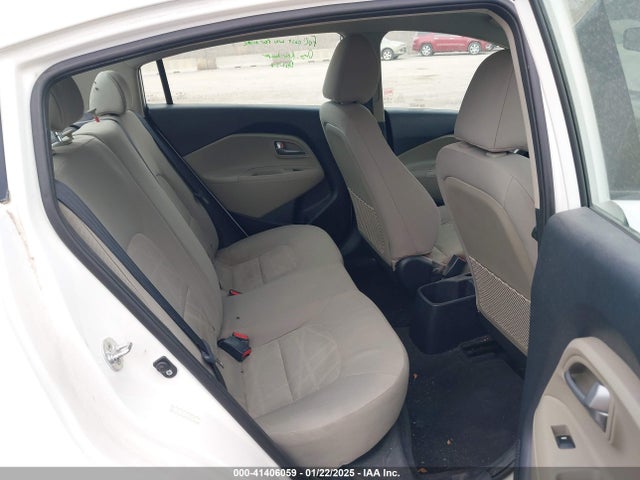 KIA RIO LX 2014 KNADM4A32E6398061 Image 8