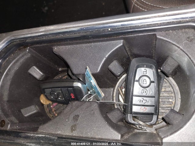 1FTEW1EG2KFC00555 Ford F-150 Limited