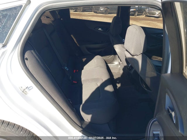 1G1ZE5ST0HF275592 Chevrolet MALIBU 1LT