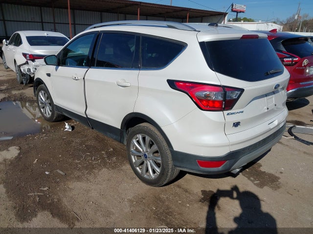 Ford Escape Titanium 2017 1FMCU0JD1HUD52927 Image 3