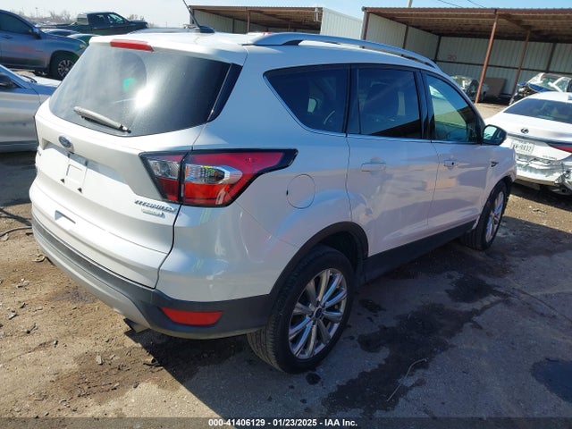 Ford Escape Titanium 2017 1FMCU0JD1HUD52927 Image 4