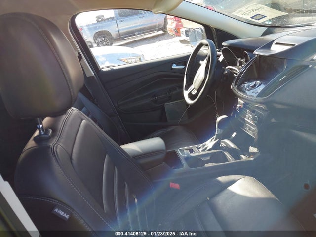 Ford Escape Titanium 2017 1FMCU0JD1HUD52927 Image 5