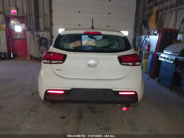 3KPA25AD0PE628798 KIA Rio 5-door S