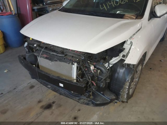 3KPA25AD0PE628798 KIA Rio 5-door S