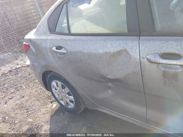 3KPA24AD6ME398934 KIA RIO S