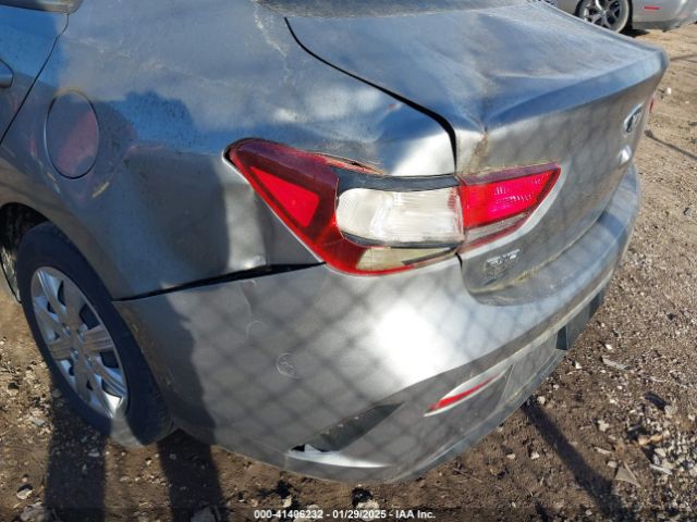 3KPA24AD6ME398934 KIA RIO S