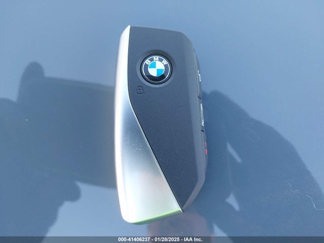 WB523CF05RCP18420 BMW Ix