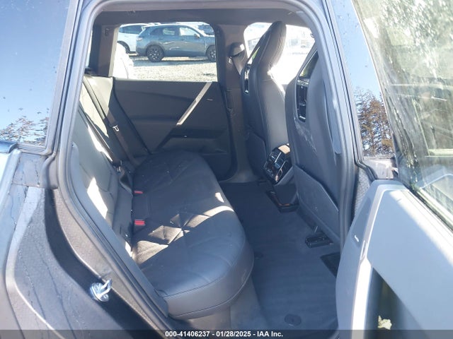 WB523CF05RCP18420 BMW Ix