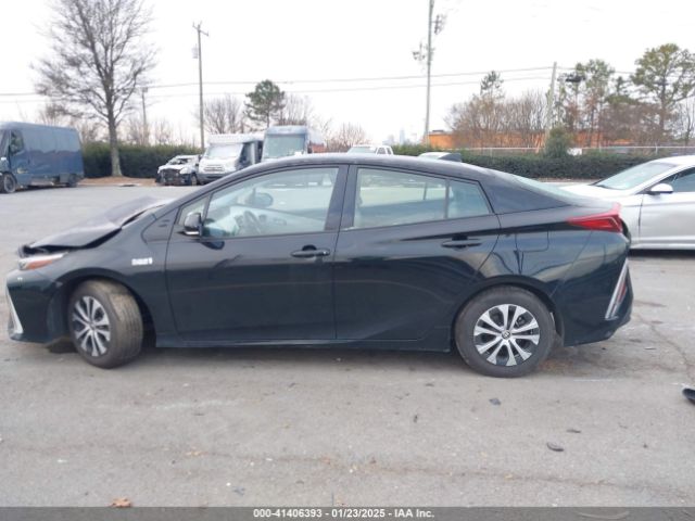 JTDKARFP3L3143686 Toyota Prius Prime Le