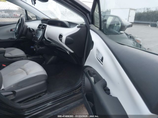 JTDKARFP3L3143686 Toyota Prius Prime Le