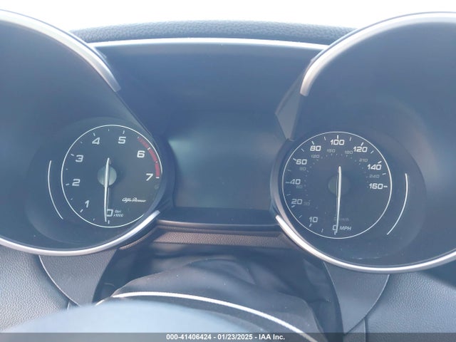 ZARFAMBN0K7601674 Alfa Romeo Giulia Ti Sport Rwd