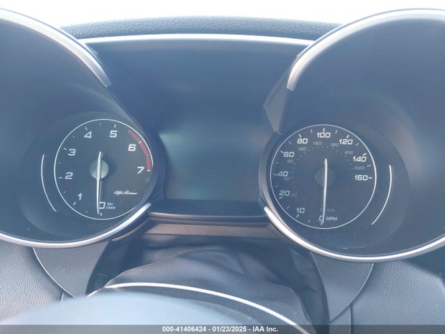 ZARFAMBN0K7601674 Alfa Romeo Giulia Ti Sport Rwd