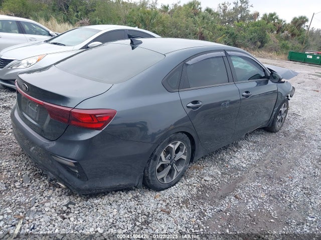 3KPF24AD1KE111356 KIA Forte Lxs