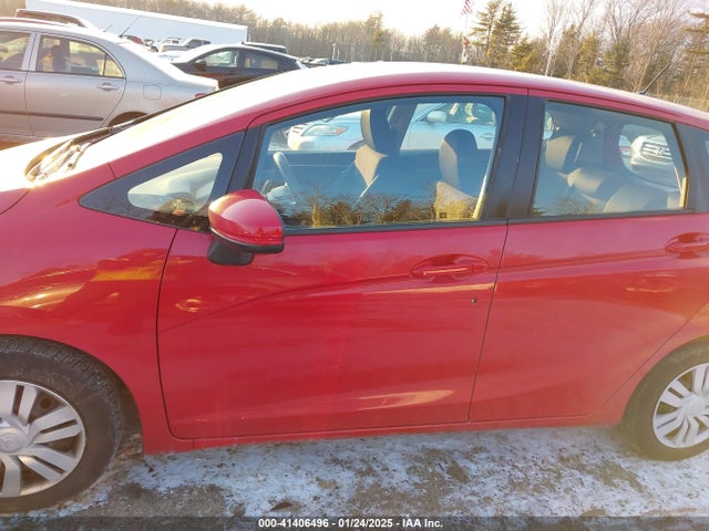 Honda FIT LX 2017 JHMGK5H50HS019524 Image 14