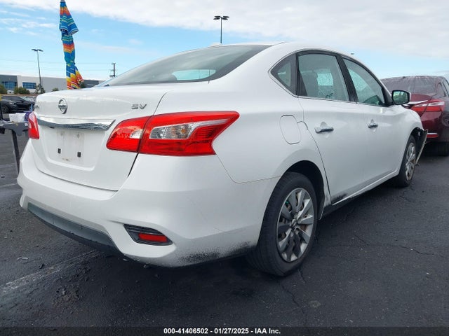 3N1AB7AP8HY300389 Nissan SENTRA SV