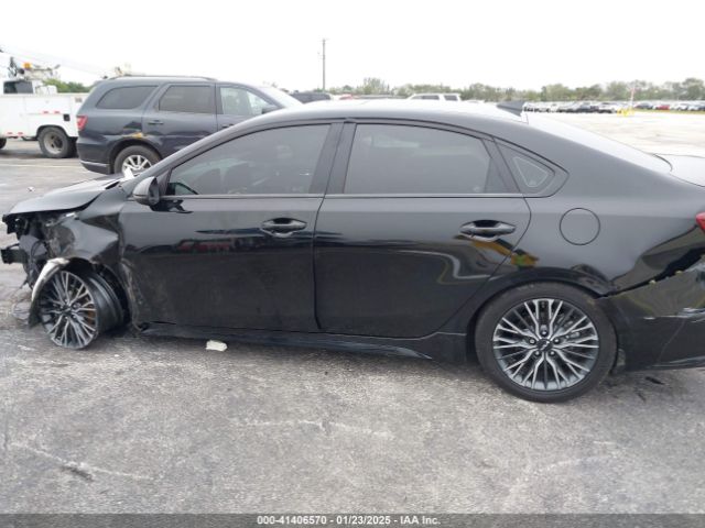 3KPF54AD3RE723916 KIA Forte Gt-line