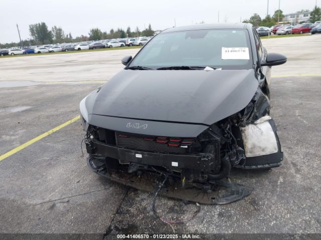 3KPF54AD3RE723916 KIA Forte Gt-line