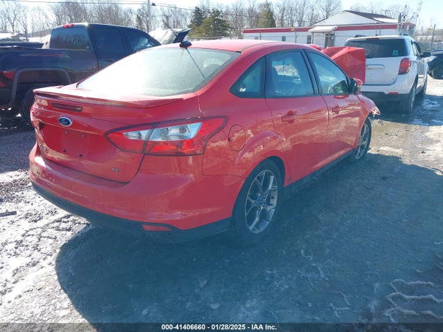 1FADP3F24EL128602 Ford FOCUS SE
