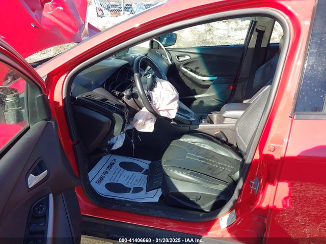 1FADP3F24EL128602 Ford FOCUS SE
