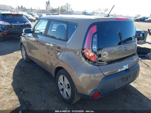 KIA Soul 2016 KNDJN2A29G7319562 Image 3