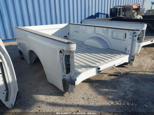 2025 2025 FORD TRUCK B main image
