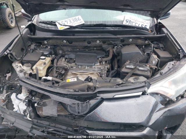 JTMZFREV2GJ099293 Toyota RAV4 LE