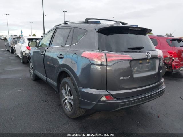 JTMZFREV2GJ099293 Toyota RAV4 LE