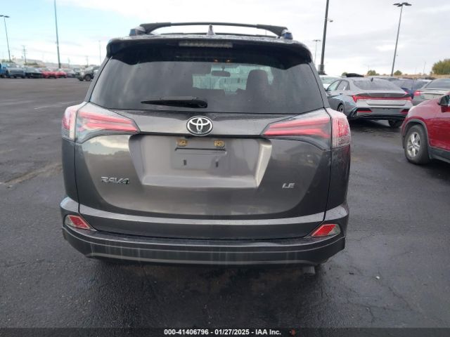 JTMZFREV2GJ099293 Toyota RAV4 LE