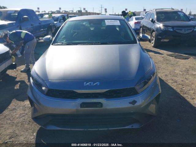 3KPF24AD6NE489774 KIA Forte Lxs