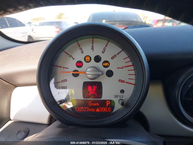 2011 MINI COOPER WMWSU3C56BT095457 Photo 6